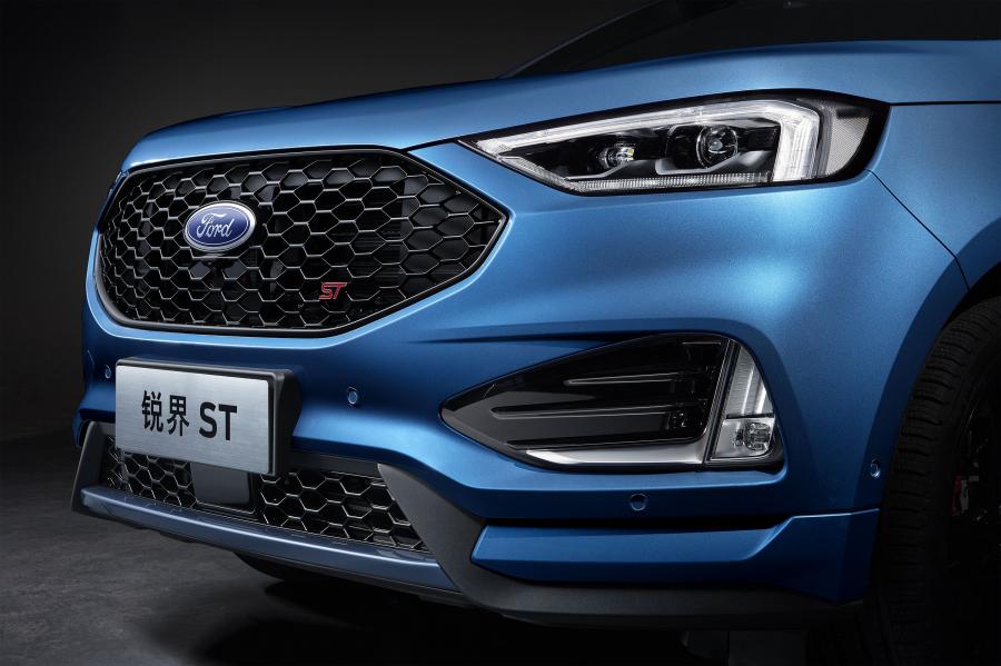 Детали экстерьера Ford Edge ST 2019 года  (CN) (фото 14 из 31)